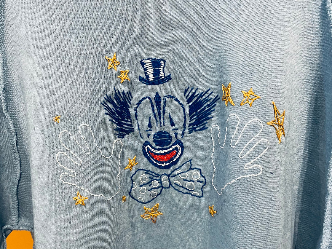 "Hey Kids!" Hand chainstitched crewneck sweatshirt